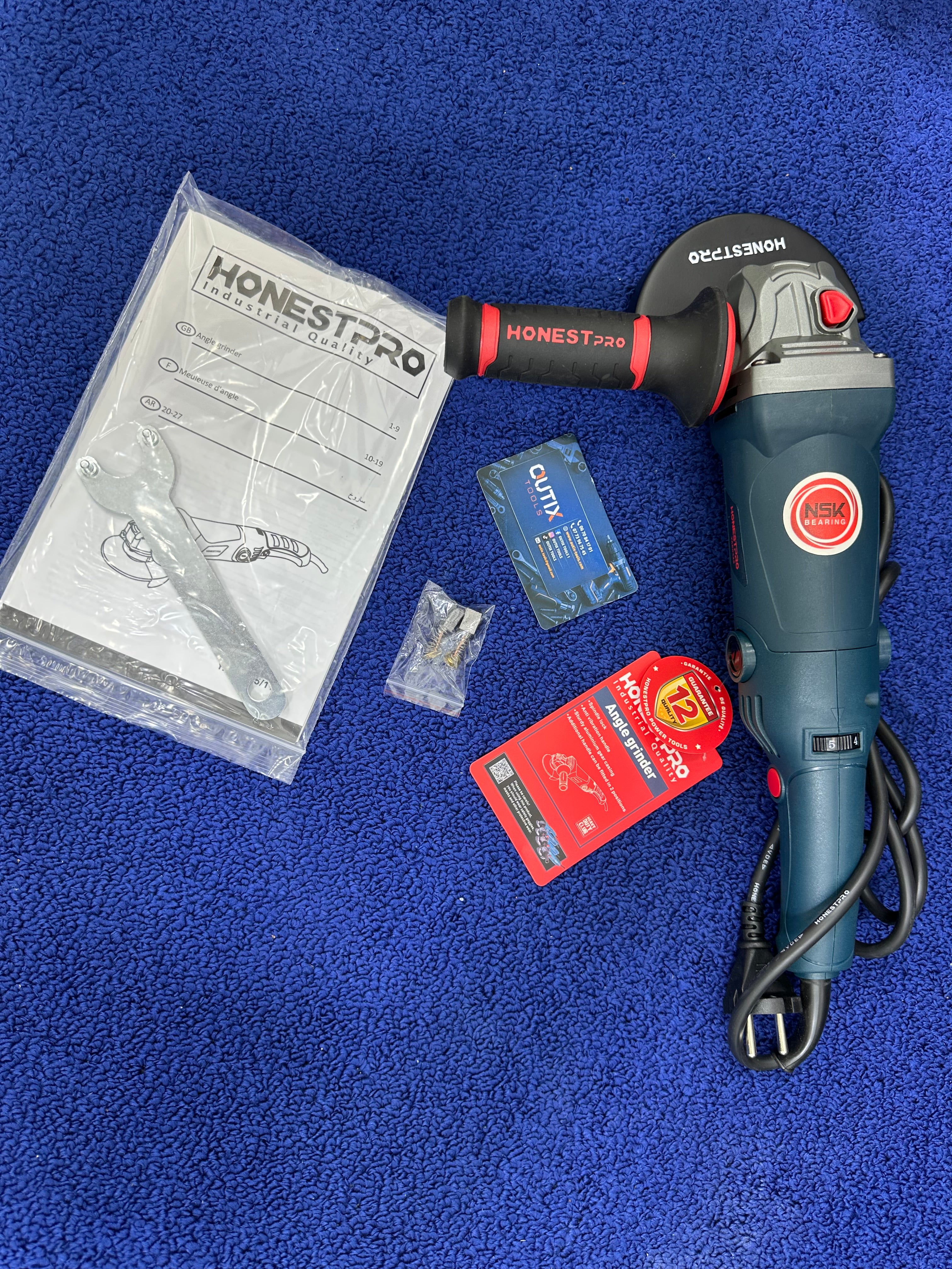Meuleuse 115mm-1050watt avec variateur de vitesse