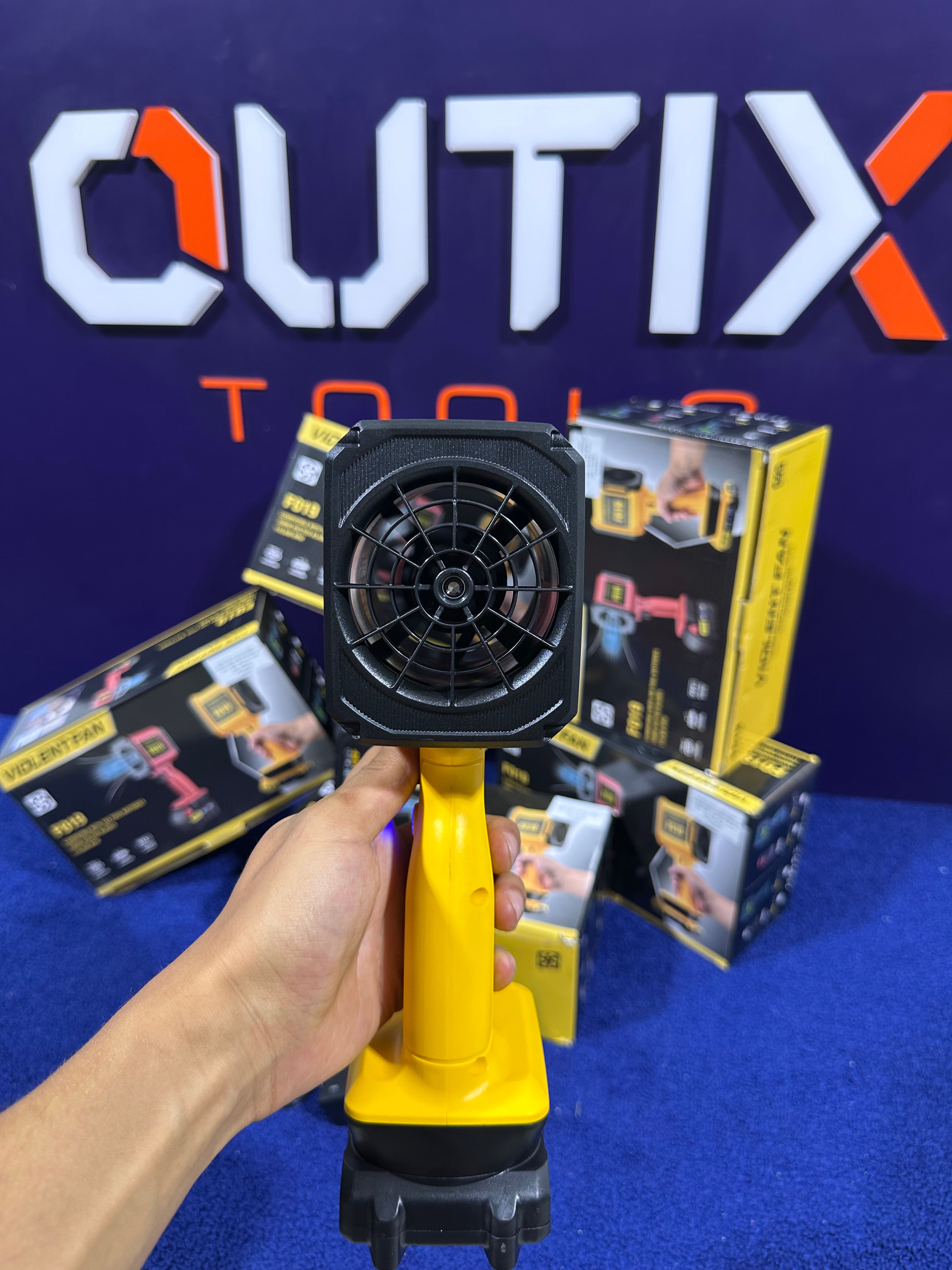 Souffleur à Turbine F019.             Double battrie