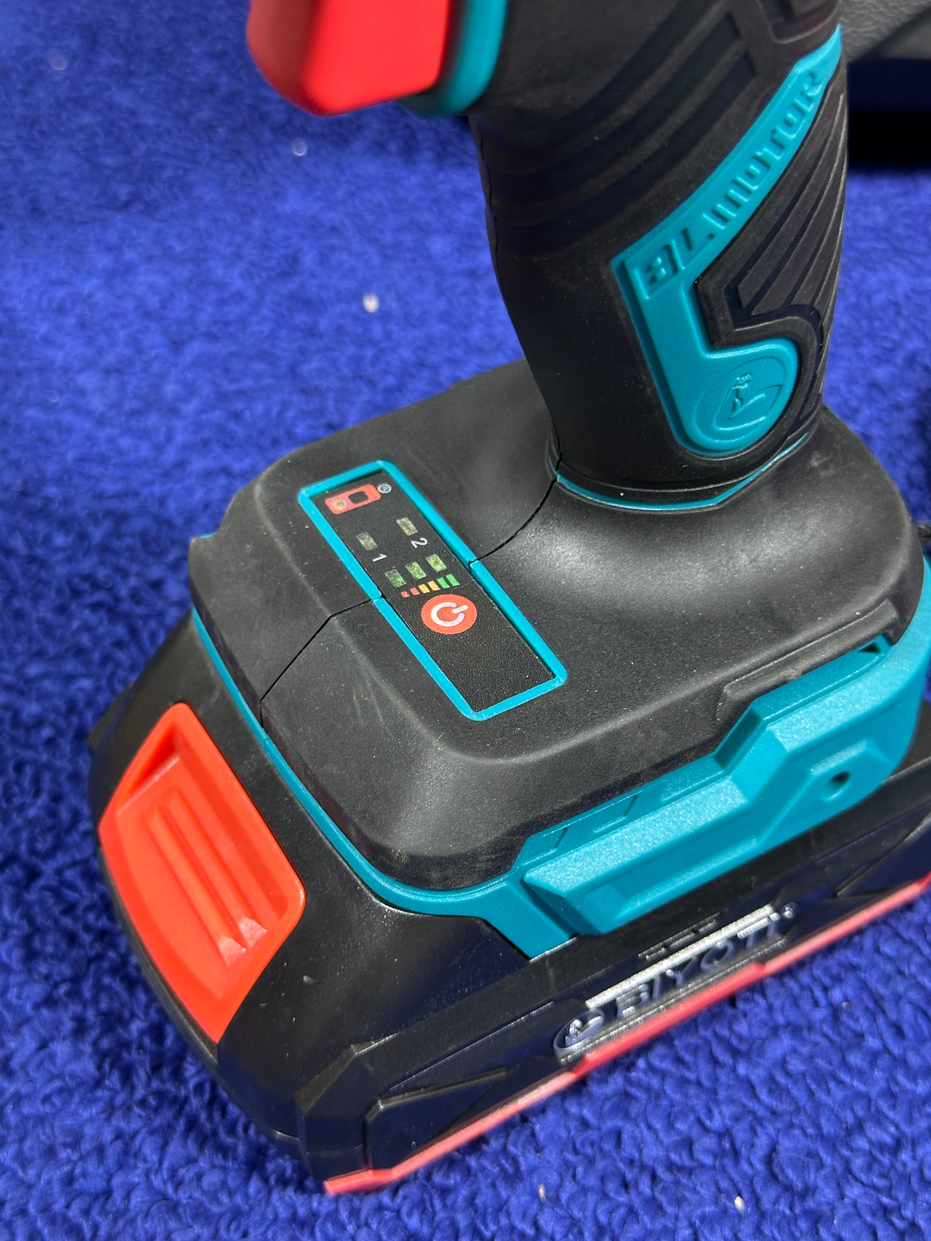 Pompe à Graisse BIYOTI Double Battrie 20V2AH
