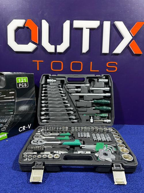 Caisse à outils 121 pièces CR-V