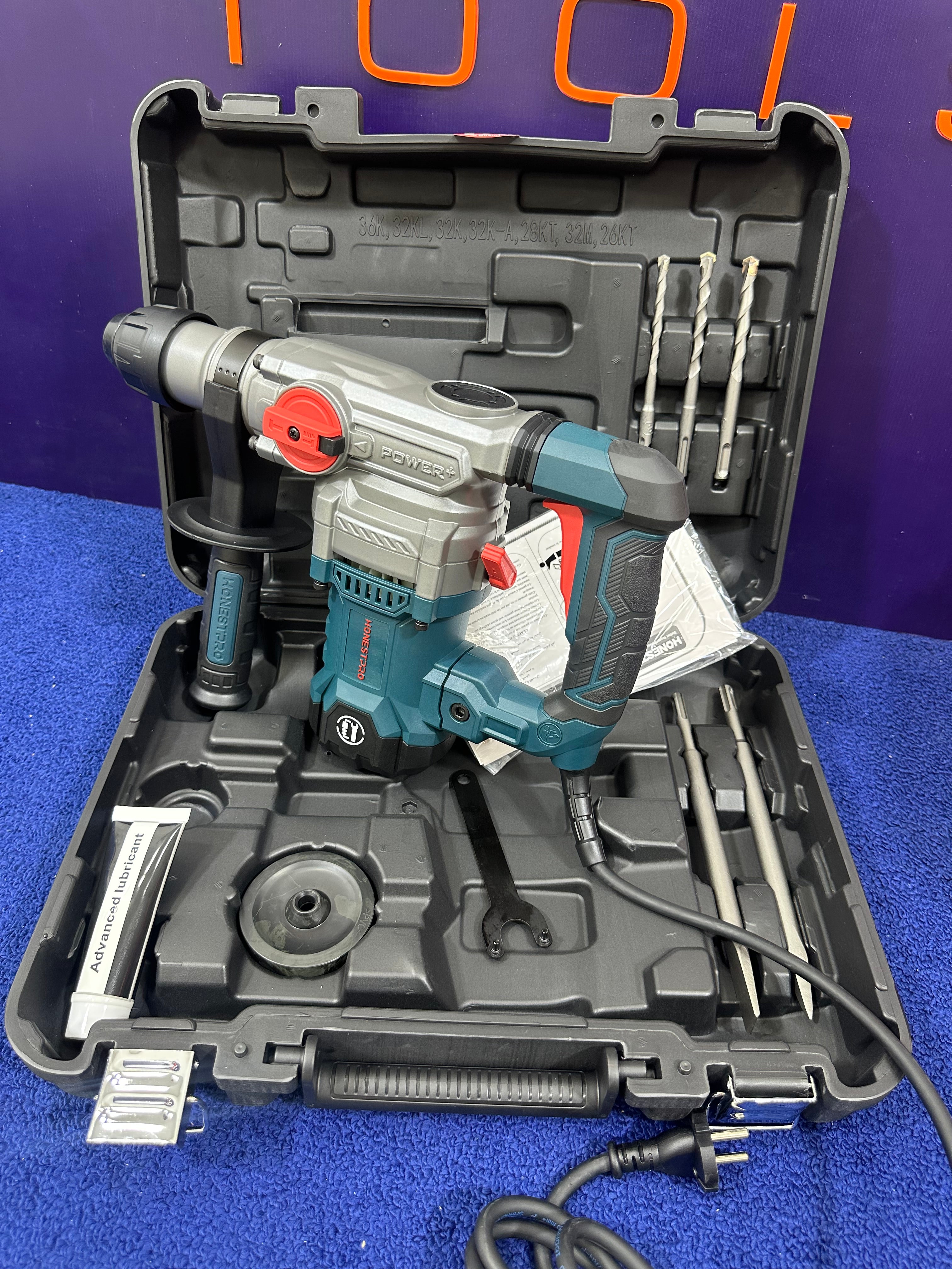 Marteau perforateur 1500W     HONEST PRO YAE2277