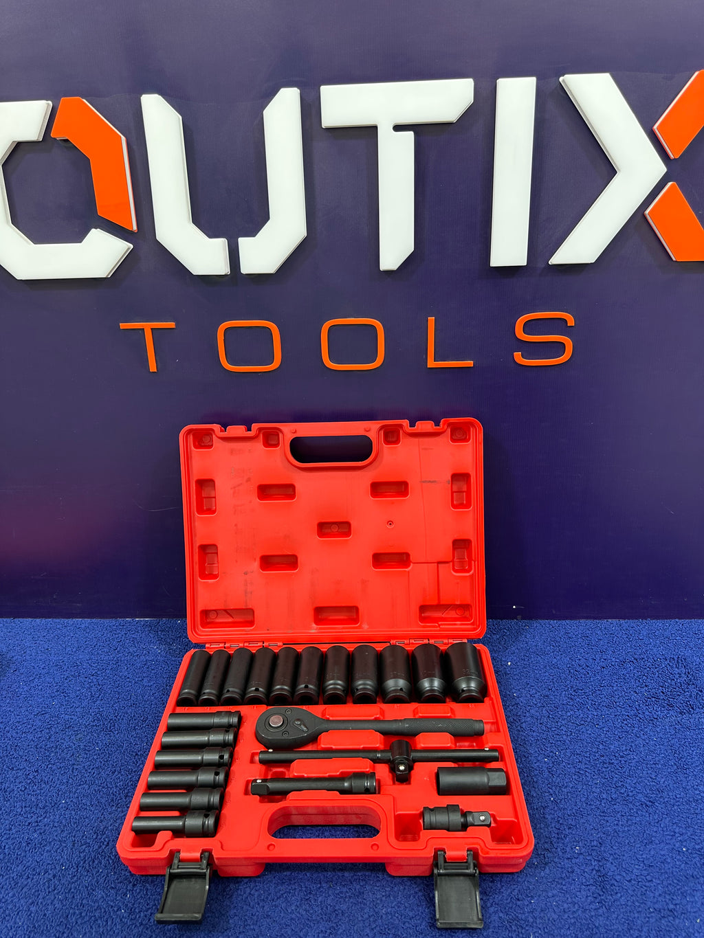 Caisse douille 23 Pièces 8-32mm